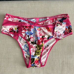 Brand New Victoria’s Secret x Mary Katrantzou panties size M.